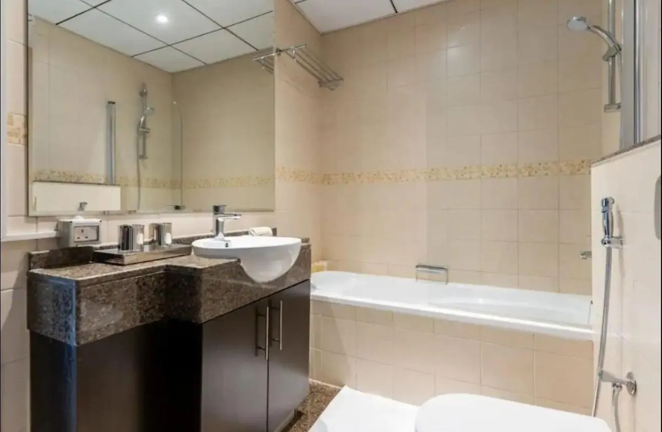 Aws Holiday Homes - Comfort And Marina Views Dubai Apartment